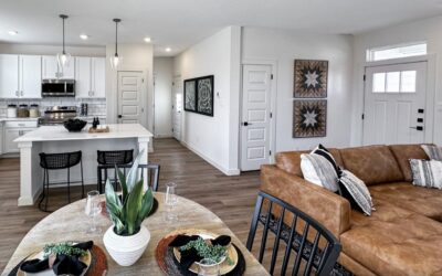SA1298 – Urban Modernism Meets Hill Country Serenity