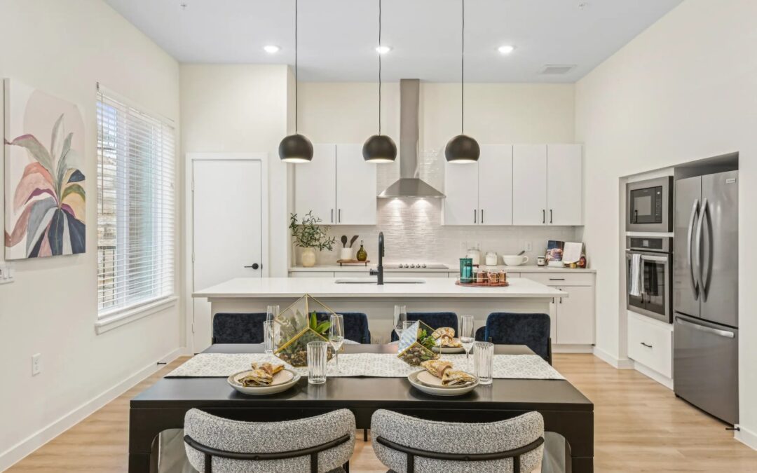 Luxury kitchen in Stone Oak townhome