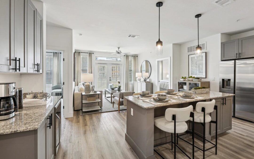 SA1353 – Looking for a Detached Garage? + 8 Weeks Free + Modern Design + New Braunfels